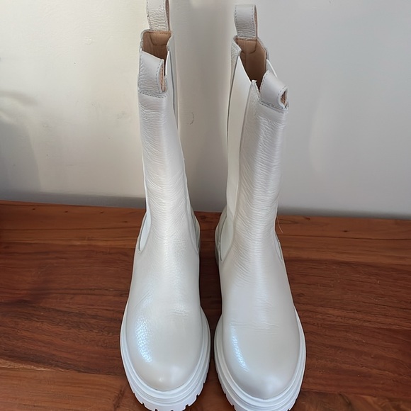 L’intervalle off white seracuse leather Chelsea Chunky lug sole boots 37 - Picture 3 of 10